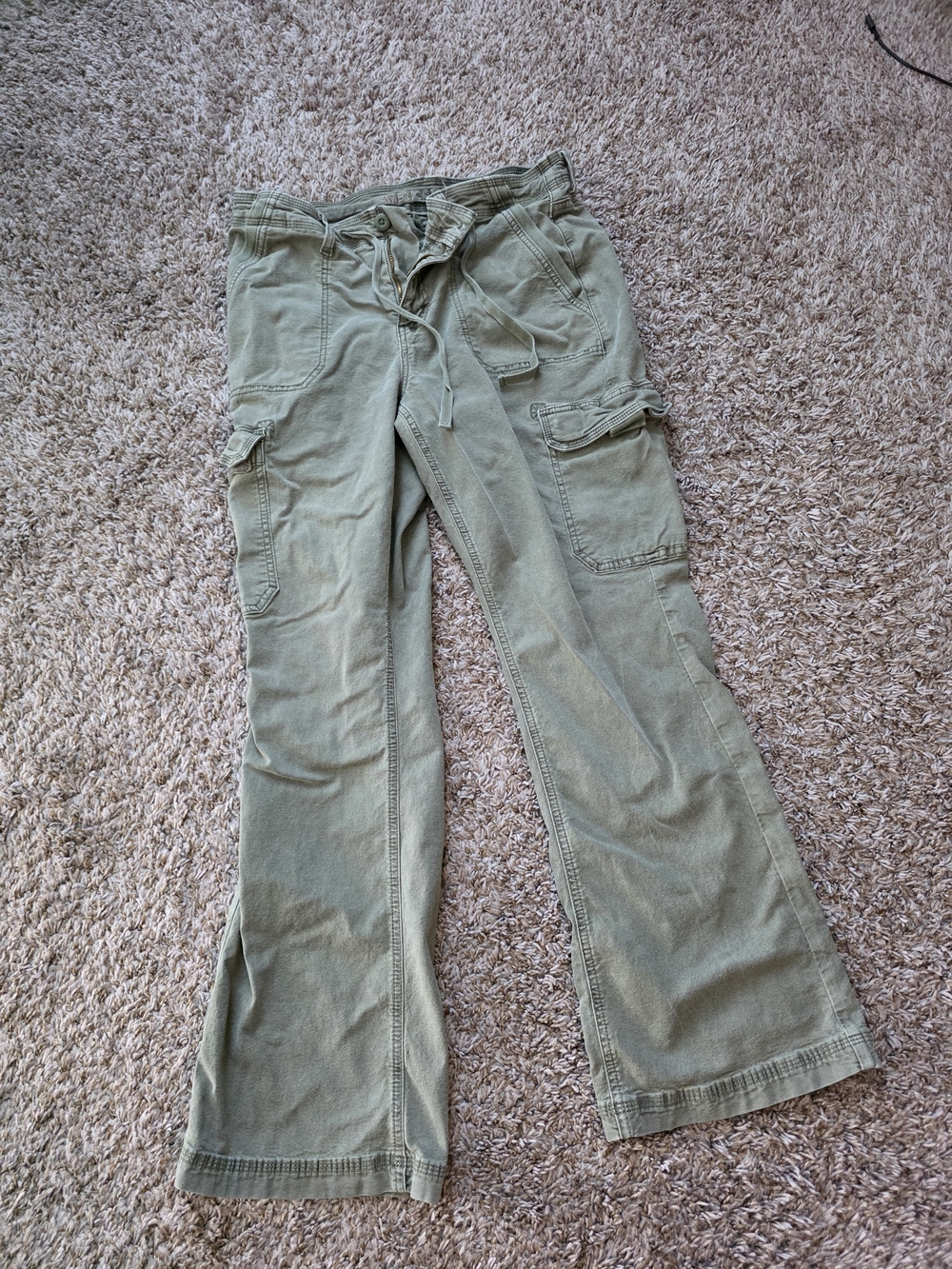 American Eagle Army Green Cargo Utility Pants